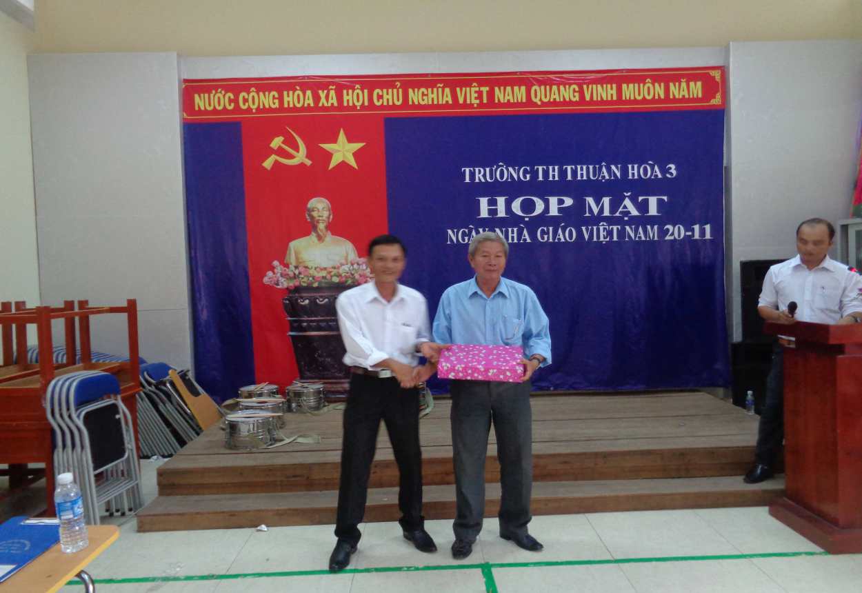 Họp mặt kỷ niệm Ngày Nhà giáo Việt Nam (20/11/2016)